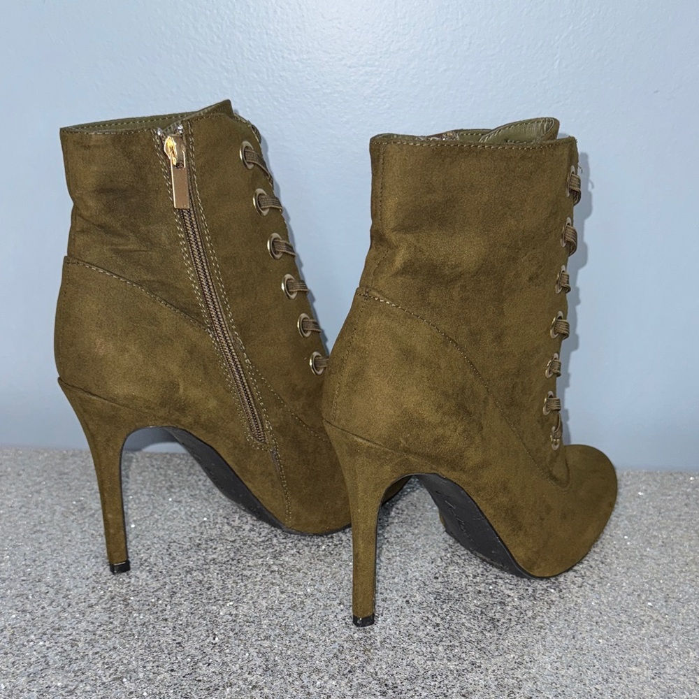 Anne Michelle Khaki Lace-Up Heeled Ankle Boots Size 8 - Picture 3 of 9
